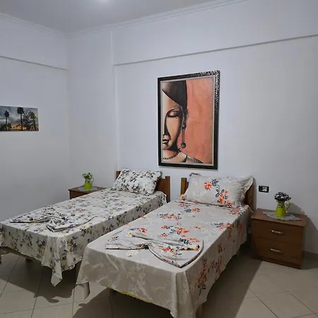 Center 아파트 Vlorë